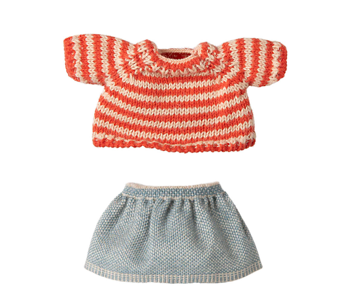 KNITTED SWEATERAND SKIRT BIG SISTER MOUSE