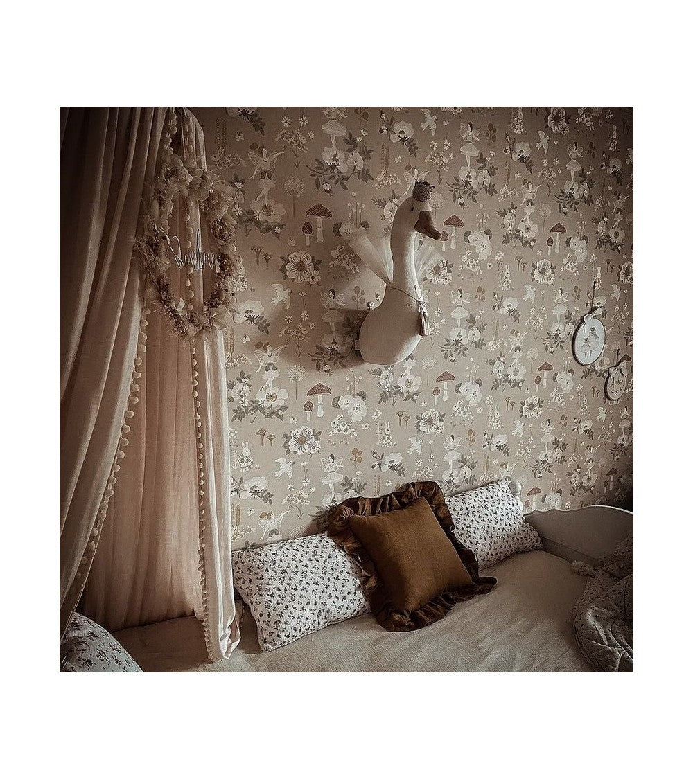 DEKORACIJA ŽĄSIS KARALIENĖ