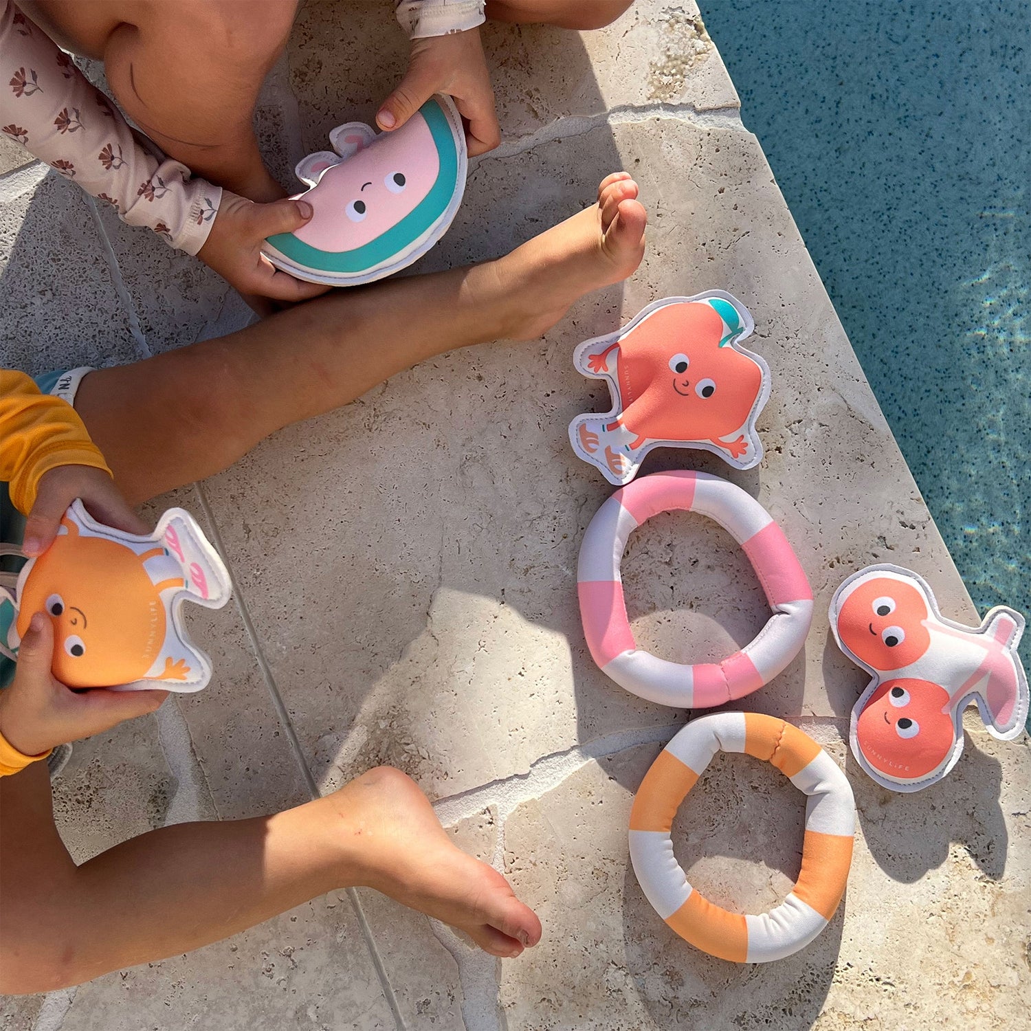 DIVE BUDDIES - POPPY THE PEACH SET OF 6