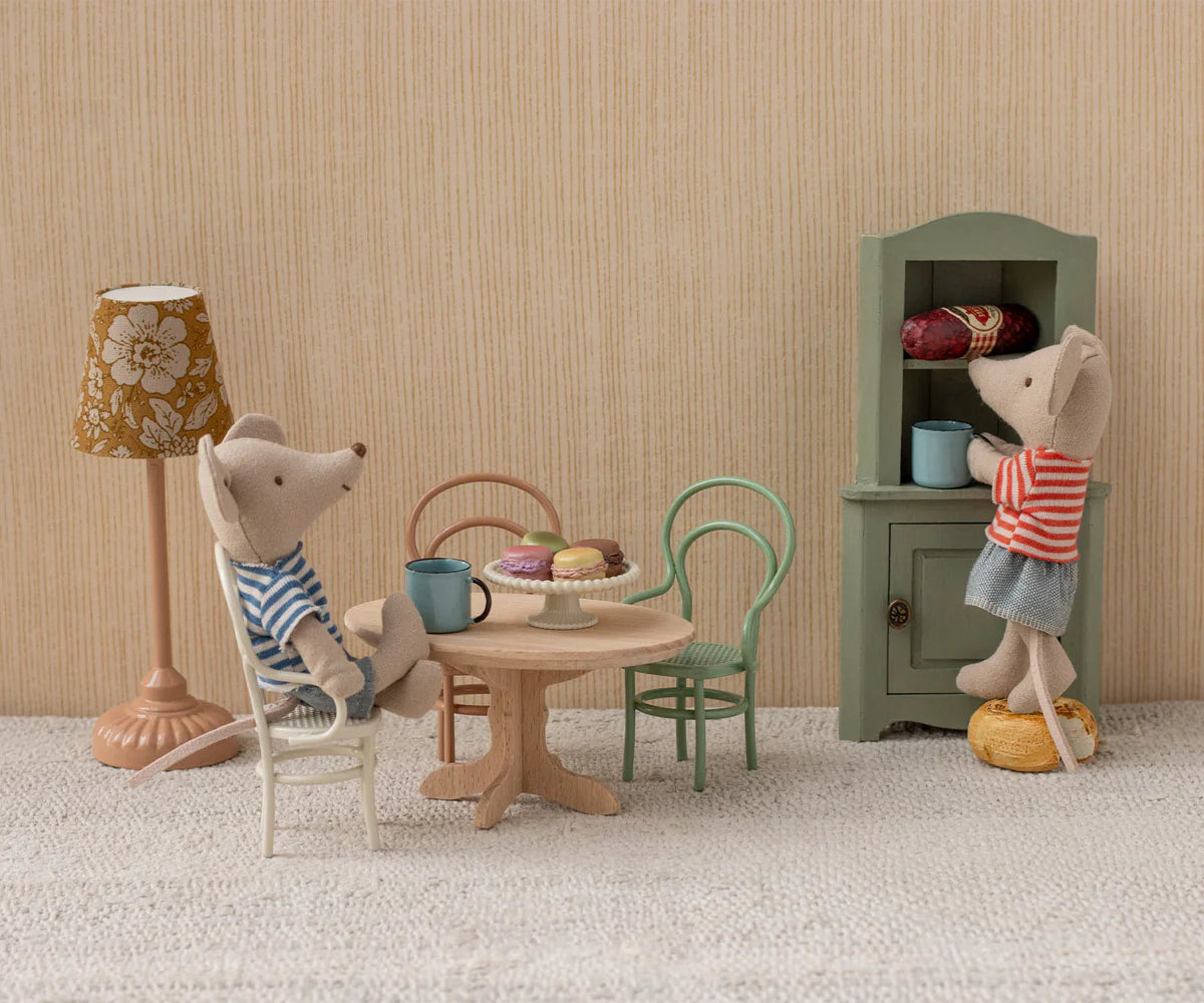 OVAL DINING TABLE MOUSE NATURE