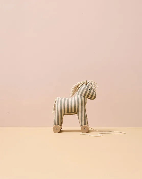 PULL ALONG HORSE SAM