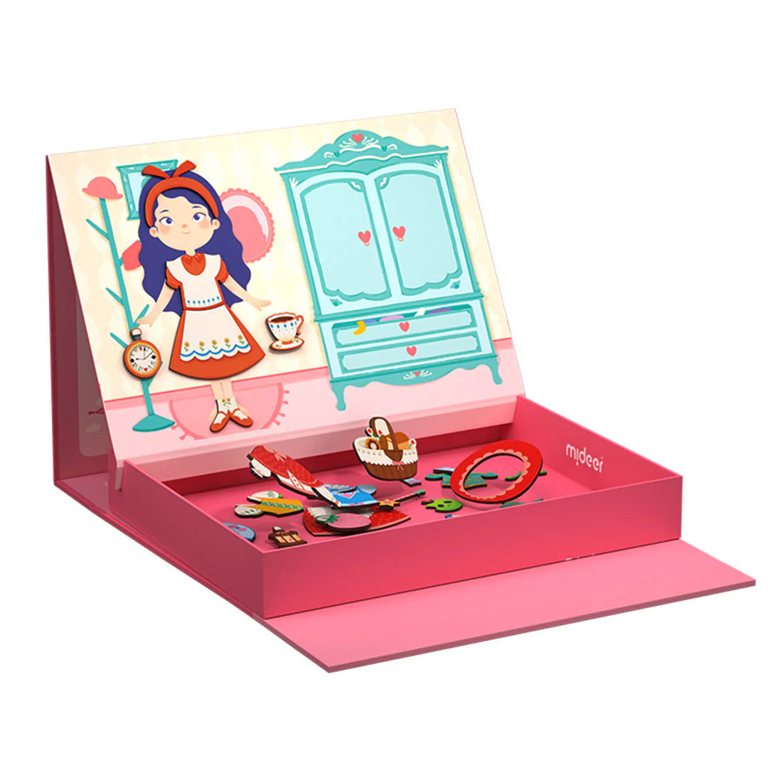 PLAYSET WITH MAGNETIC BOARD - CUTE GIRL