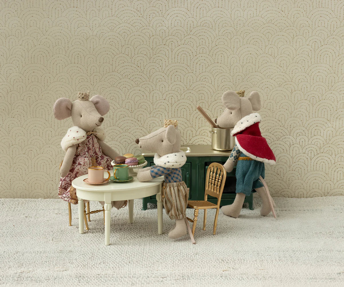VINTAGE DINING TABLE MOUSE OFF WHITE