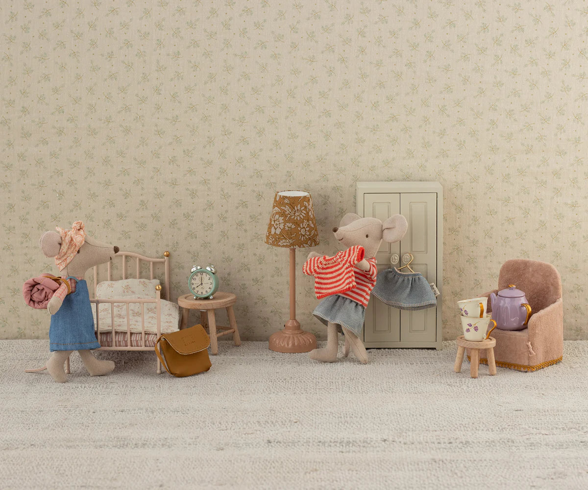 FOLDING CHAIR, MOUSE - POWDER