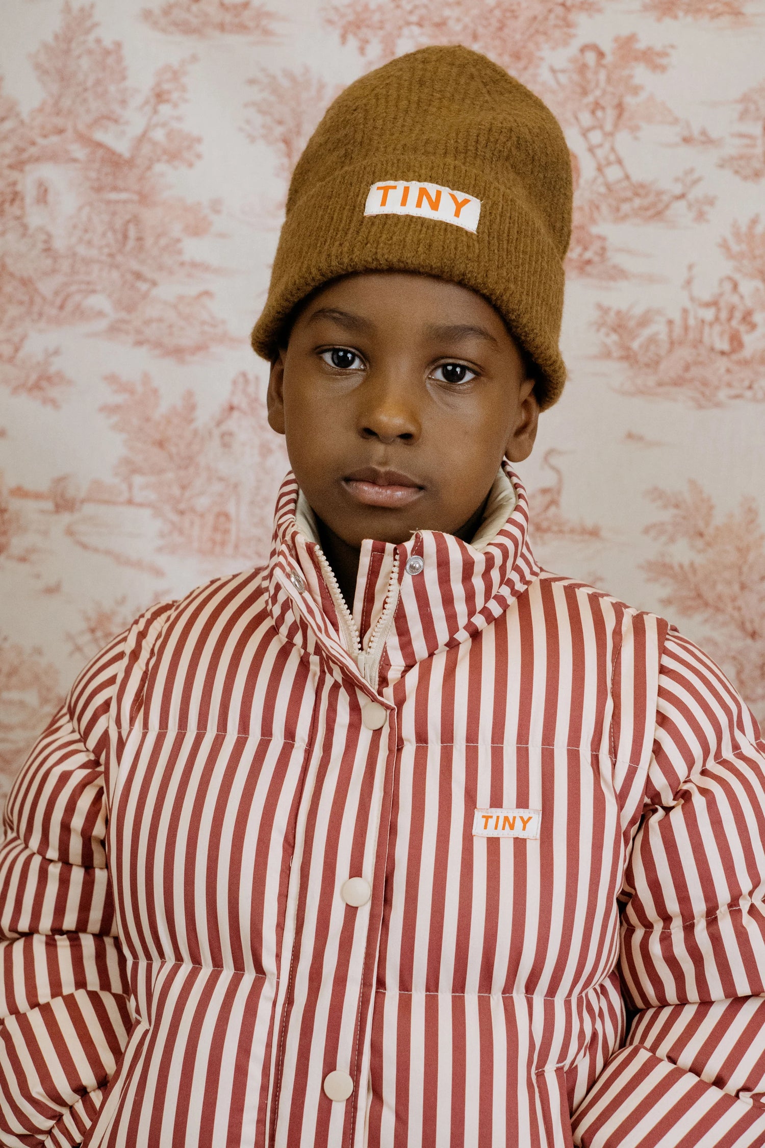 SOLID BEANIE - BROWN