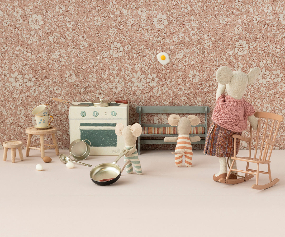 Triplets, Baby Mice in Matchbox - Dots