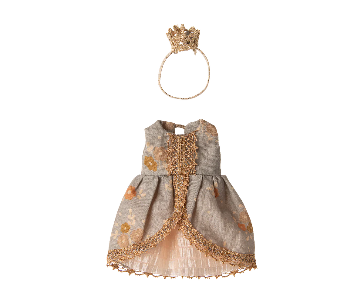 PRINCESS DRESS, BIG SISTER MOUSE