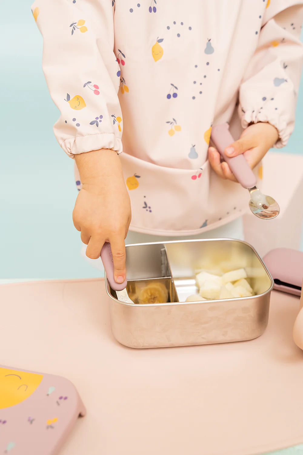 LUNCH BOX MADE OF STAINLESS STEEL FRUITY