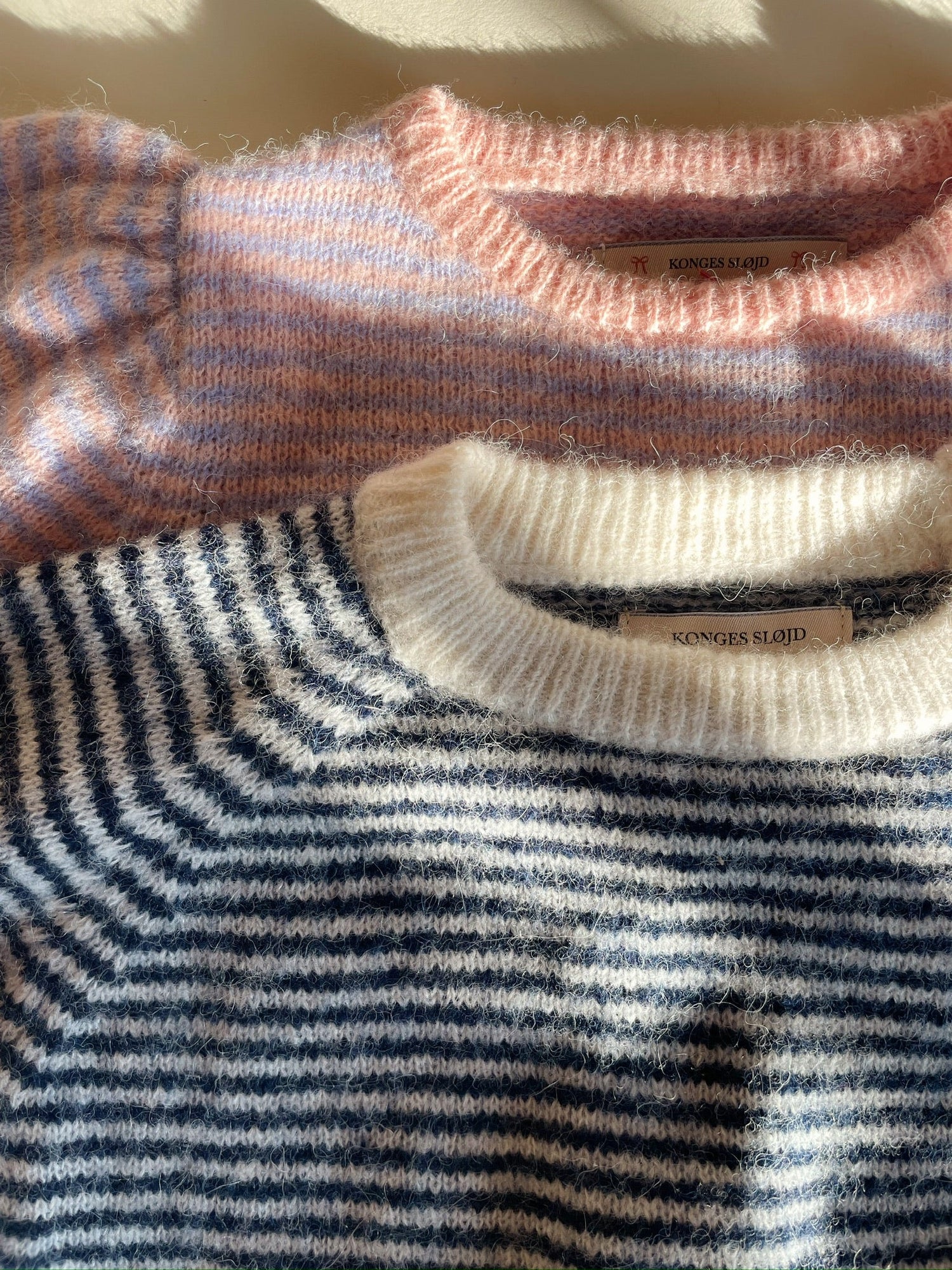 BERLE PUFF KNIT SWEATER - PURPLE/PINK DOLPHIN