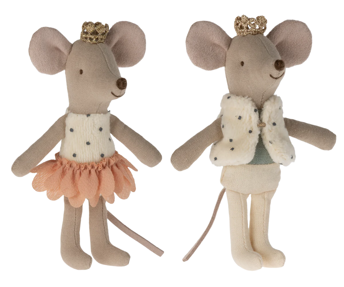 ROYAL TWINS MICE, LITTLE SISTER AND BROTHER IN BOX