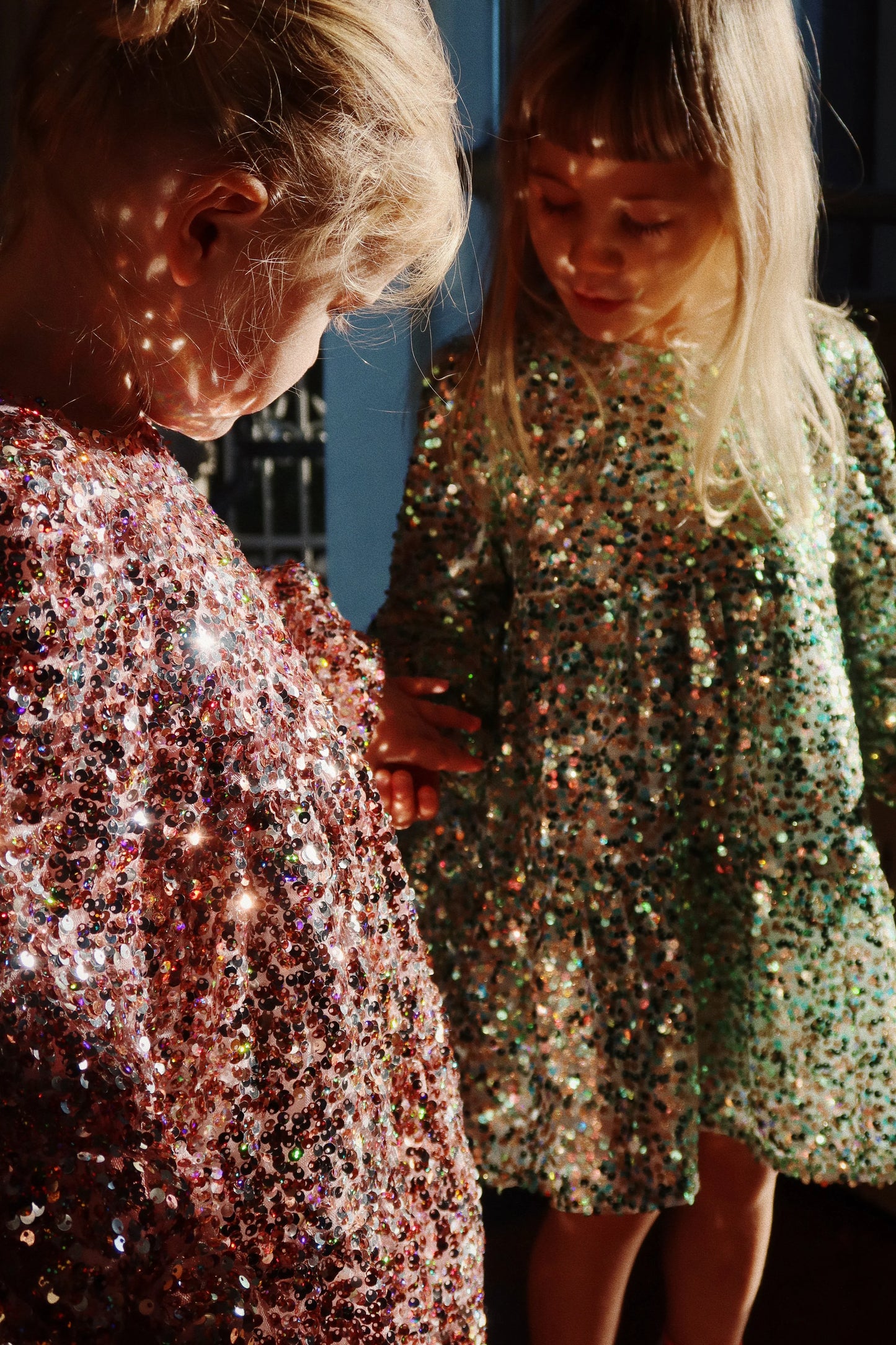 LILA SEQUINS SUKNELĖ Kongessloejd