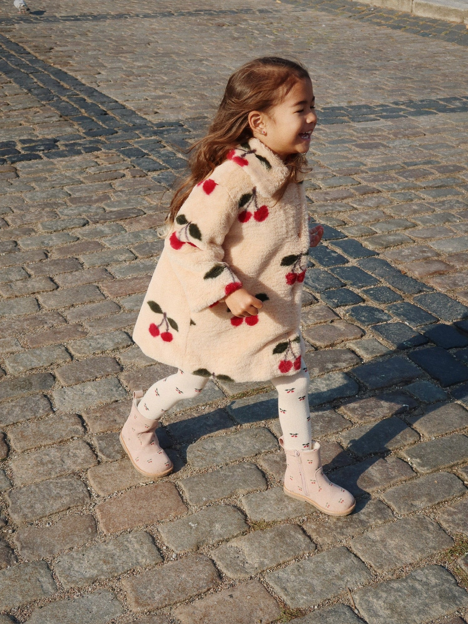 FUZZIE COAT GRS - MA GRANDE CERISEi