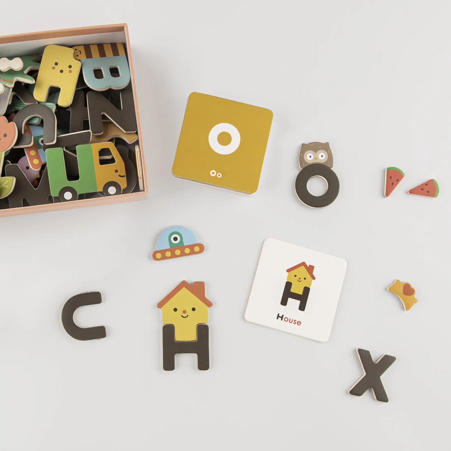 MAGNETIC ALPHABET PLAY SET