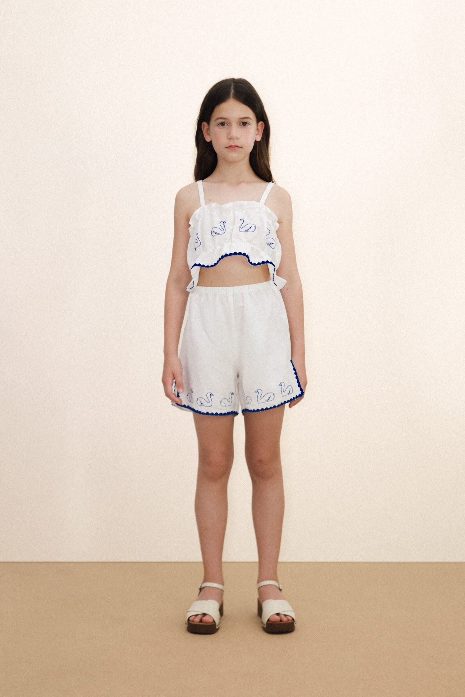 SWANS LINEN SHORTS - lifestyle photo 3